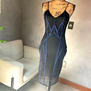 Beautiful GUESS dress. Size 6